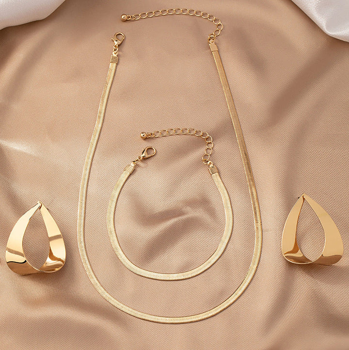 Amalía | Conjunto De Collar, Pulsera Y Pendientes