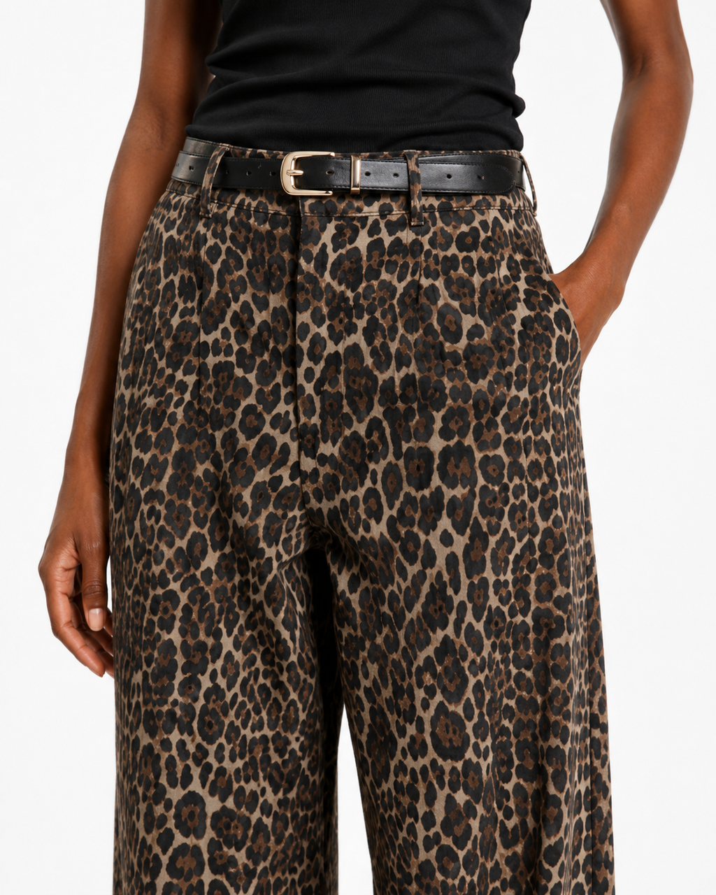 Pantalón estampado leopardo